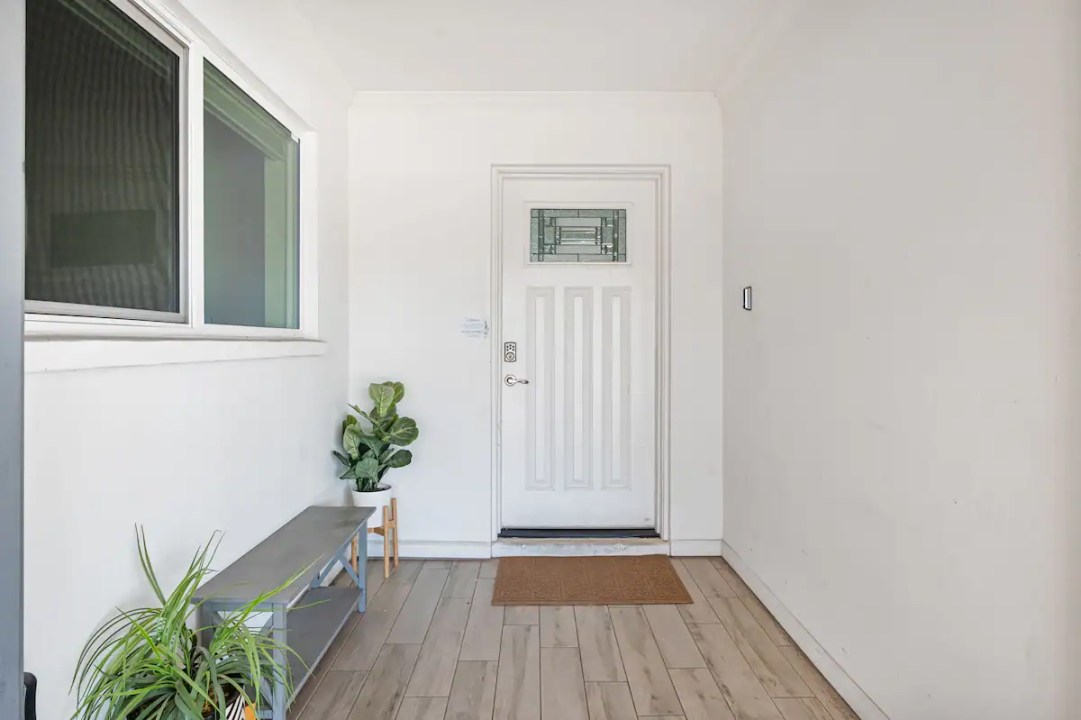 abd8529a-406e-4c1d-be1b-f7900472324f